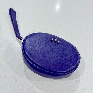 Portland Leather Roswell Pouch Wristlet in Amethyst - small